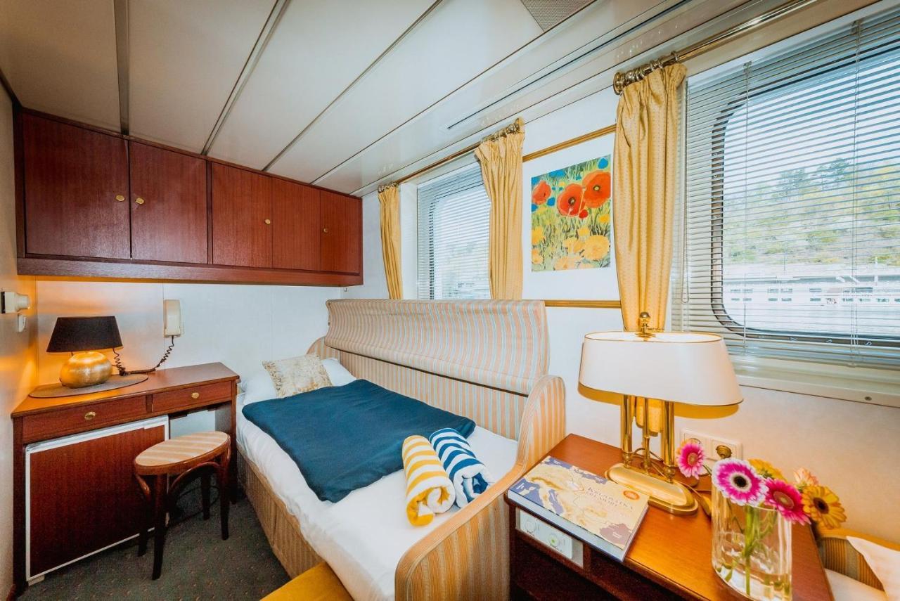Hotel en barco River Koenigstein Praga